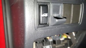 2004 Toyota Matrix Starter and Fuel Pump Relay Location