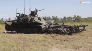 DRL: BMP-3M „Wepr” wykonuje prace rozminowujące w Mariupolu