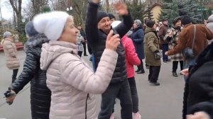 НЕ ПРОЖИТЬ  НАМ В МИРЕ ЕТОМ БЕЗ ПОТЕРЬ  ❤️ТАНЦЬІ В ПАРКЕ ГОРЬКОГО❤️ ХАРЬКОВ 2023