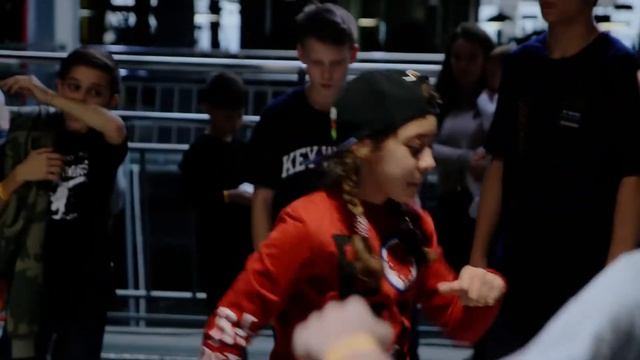 Основы Юности | Official Video! смотреть онлайн