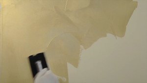 Декоративная штукатурка под шелк нанесение