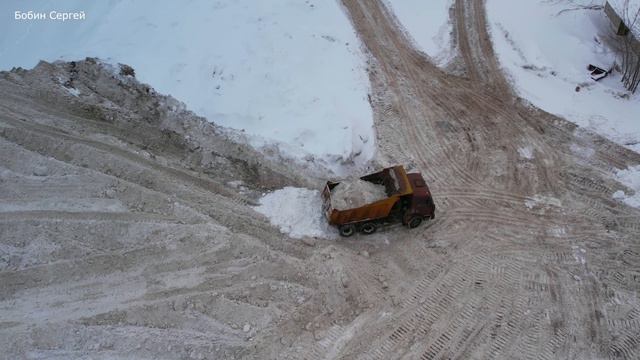 СНЕЖНЫЙ ПОЛИГОН НА ТЕРРИТОРИИ ЗАВОДА им. А.М. ТАРАСОВА/КУДА ВЫВОЗЯТ СНЕГ В САМАРЕ?/ГОРА ИЗ СНЕГА смотреть онлайн