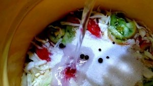 САЛАТ ИЗ ЗЕЛЕНЫХ ПОМИДОР И КАПУСТЫ. ЕЩЕ ОДИН ВКУСНЫЙ РЕЦЕПТ НА ЗИМУ!