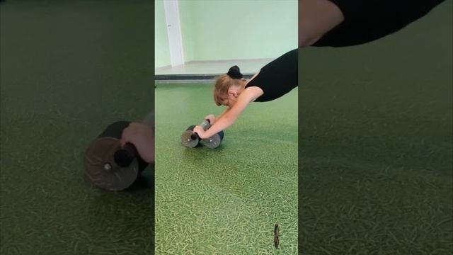 Уроки гимнастики ОФП акробатики для детей 3-5 лет / г. Ростов-на-Дону