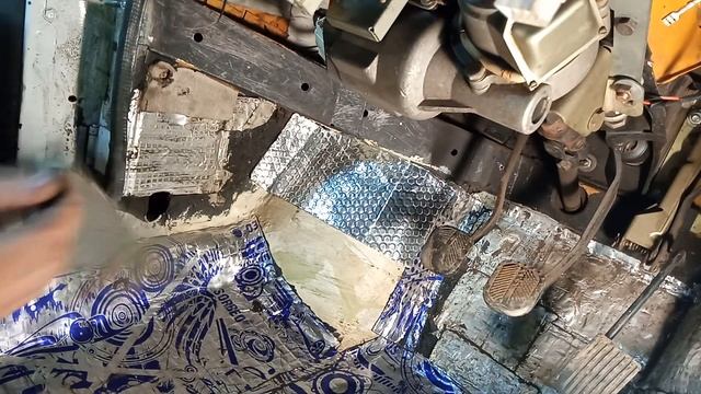 Собираем салон и тестовый прогрев двигателя смотреть онлайн