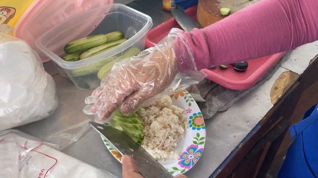 Тайское блюдо Као Ман Кай: вареный рис с вареной курицей смотреть онлайн