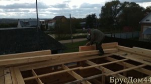 Как собирается дом из бруса. Тёплый угол. Ласточкин хвост.