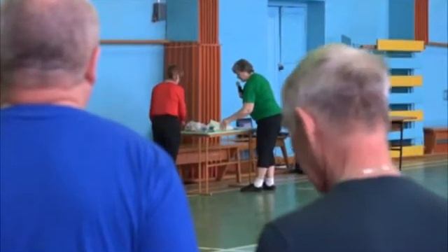 Весёлые старты состоялись в спортивном зале «Водник». смотреть онлайн