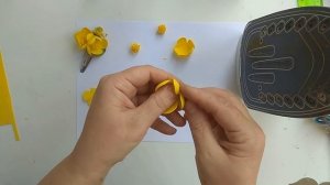 Кувшинка из фоамирана на заколке мастер класс