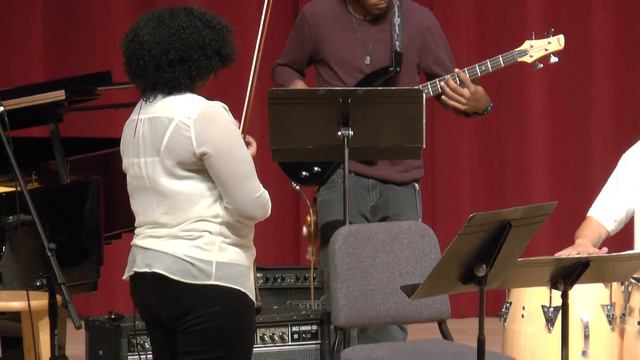 Violin con Conga - SFSU AfroCuban Ensemble смотреть онлайн