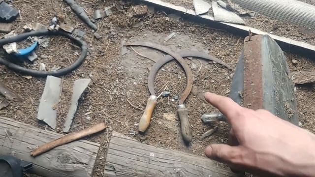 НАХОДКИ НА ЧЕРДАКЕ ПОРАЗИЛИ! АНТИКВАРИАТ КРУГОМ!! Кресты, прялка и многое другое!