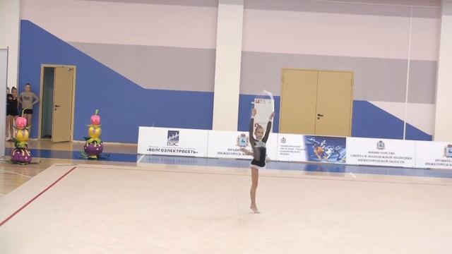 Маштакова Арина 2000 г р  обруч