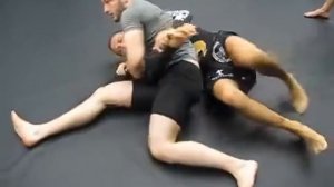 Выход из бокового удержания