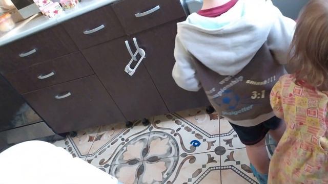 Разбор, УБОРКА и реорганизация системы хранения игрушек | Вкусняшку МЯСНУЮ ПЕКУ | МНОГОДЕТНЫЕ | ВЛО смотреть онлайн