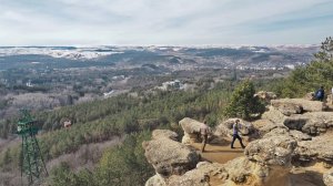 Смотровая "Красное Солнышко" с видом на Эльбрус в Кисловодском парке