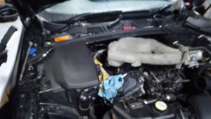 Замена свечей и катушек зажигания How to replace coil packs and spark plugs on Jaguar 3.0 V6 2010