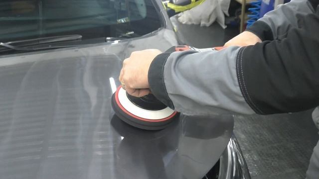 Нанесение твердого воска на автомобиль. #твердыйвоск #защитакузова #уходзаавтомобилем смотреть онлайн