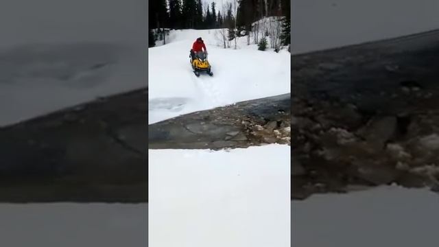 Северуха снегоходу не преграда. 23.04.17 смотреть онлайн