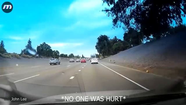 60 Total Idiots At Work Got Instant Karma ! смотреть онлайн