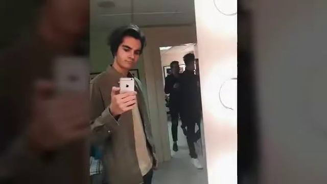 А может ( нет), а может ( да) , а может это все слова смотреть онлайн