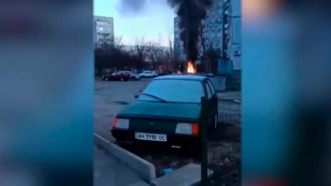 В Энергодаре Запорожской области в результате взрыва автомобиля погиб сотрудник полиции