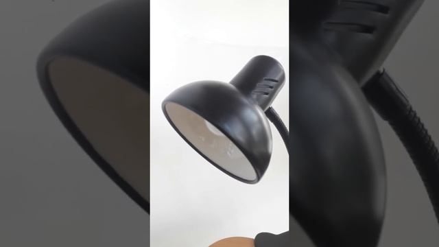 17pr. Лампа настольная на прищепке. Цвет черный матовый смотреть онлайн