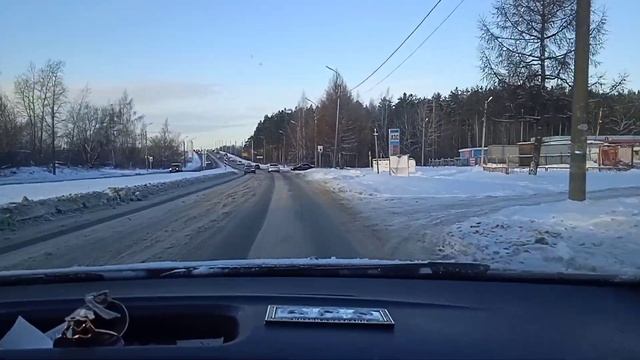 Ярославль Переезд с севера на ПМЖ На панели машины загорелся индикатор пила Паника.
