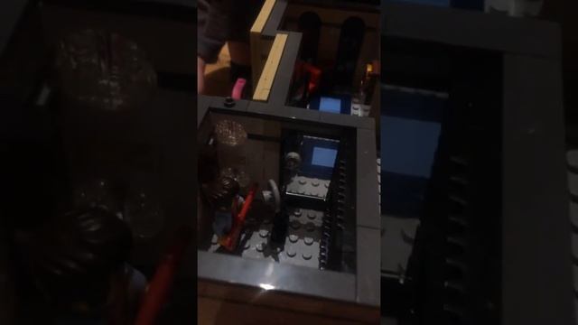 6 year old ‘master builder’ builds 16+ LEGO Creator Diner смотреть онлайн