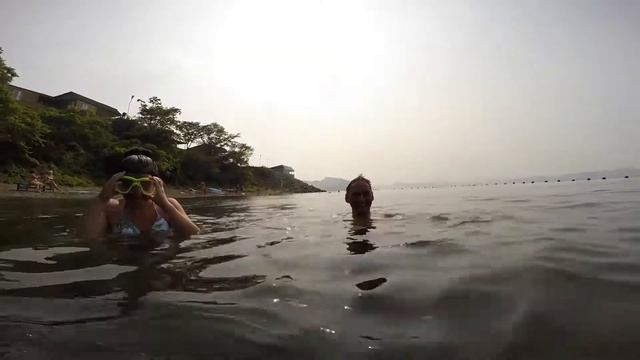 ныряем в Славянке, бухта Круглая смотреть онлайн