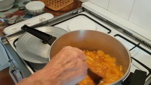 НАСТОЯЩИЙ ФРАНЦУЗСКИЙ КОНФИТЮР. КАК СВАРИТЬ КОНФИТЮР ИЗ ПЕРСИКОВ