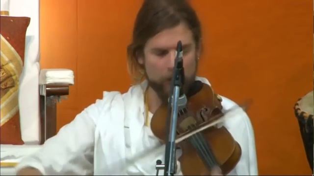 Mooji Music. Hari Om Namah Shivaya смотреть онлайн