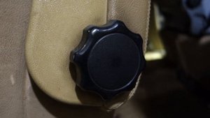 MERCEDES VITO УСТАНАВЛИВАЕМ ПОДОГРЕВ СИДЕНИЙ|КОВЫРЯЕМ ПОДЛОКОТНИКИ|ФИКСАТОРЫ ГРЕБЕНКА|БОЛЬШОЙ ВЫПУС