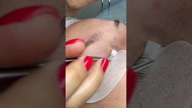 Наращивание ресниц / Мокрый эффект/ изгиб М