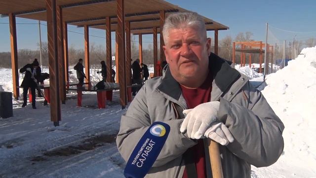 Субботник на набережной смотреть онлайн