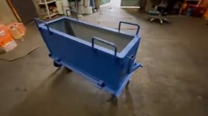 Контейнер на колесах с откидным дном