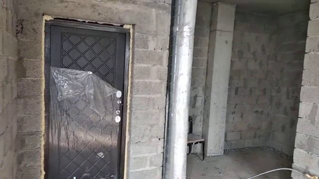 Видовая квартира - студия 47.5 квадратных метров с балконом