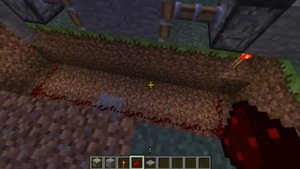 Как сделать механические ворота в Minecraft