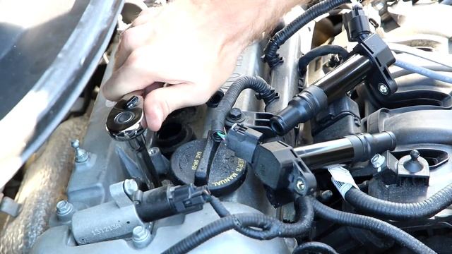 How To Change Spark Plugs in a Kia Rio 2012-2017 смотреть онлайн