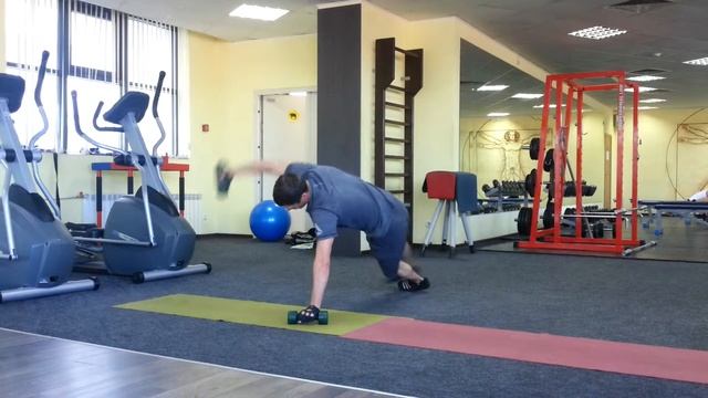 Горизонтальные круговые движения рук с гантелями | Sliderlife.ru - Спортивная Социальная сеть смотреть онлайн