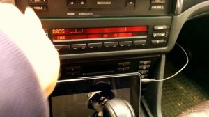 Установить AUX в магнитолу BMW