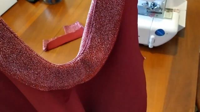 Шьем нарядное блестящее платье.
