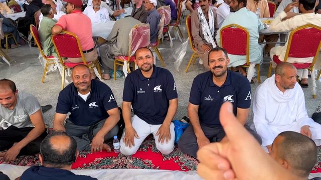 HUGE Roadside IFTAR in Makkah | Mutton Pulao, Chicken Mandi, Juices, Soup смотреть онлайн