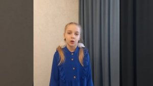 Стих Юлии Друниной "Я родом не из детсва - из войны".mp4