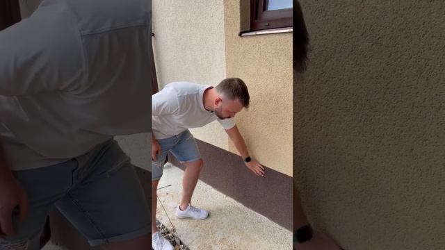 ПОКРАСКА ФАСАДА ИЗ ДЕКОРАТИВНОЙ ШТУКАТУРКИ БАРАШЕК. ДЕЛАЕМ КРАСИВЫМ ОБЫЧНЫЙ ФАСАД С ПОМОЩЬЮ ПОКРАСК смотреть онлайн