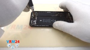 Как разобрать ? Apple iPhone SE (2nd generation) A2275, A2296, A2298 Разборка и ремонт