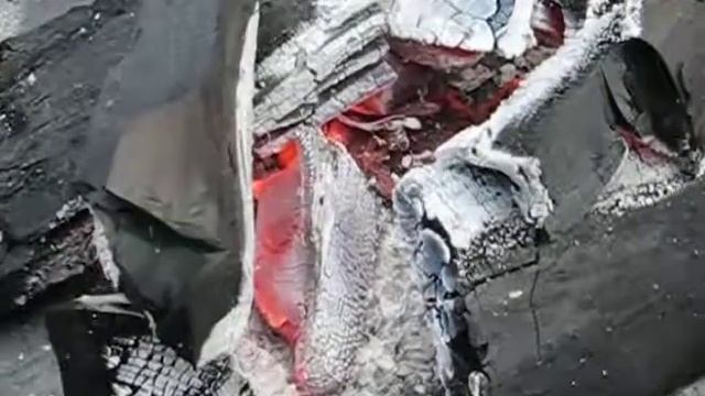 Горение древесного угля смотреть онлайн