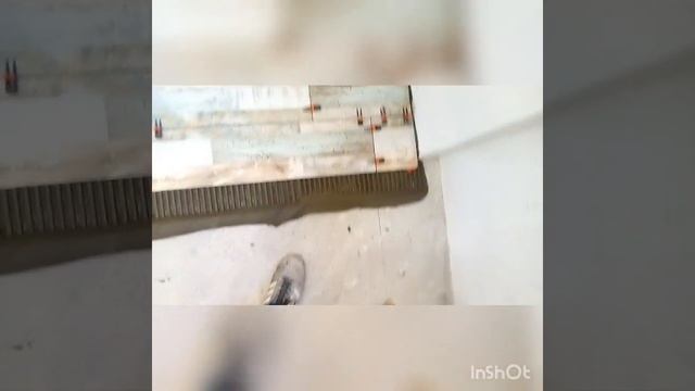 Простая укладка плитки на пол в кухне! смотреть онлайн