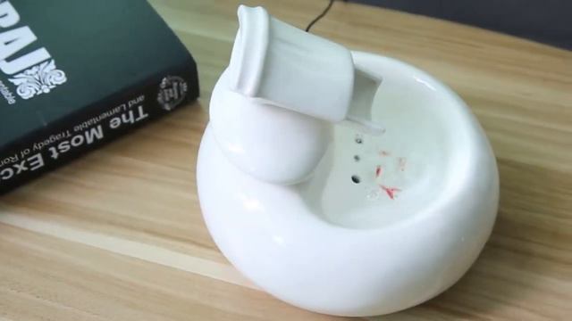 питьевой фонтан для кошек и собак смотреть онлайн