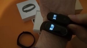 Xiaomi Mi band 2 с AliExpress в белой коробке (unboxing)