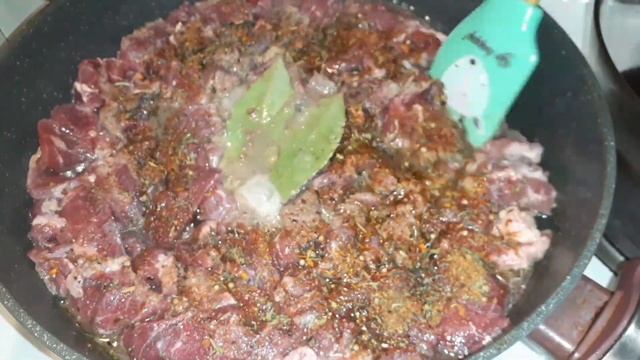 ТУШЁНАЯ ГОВЯДИНА, С ОВОЩАМИ! ПОТРЯСАЮЩЕ ВКУСНОЕ МЯСО С ОВОЩАМИ смотреть онлайн